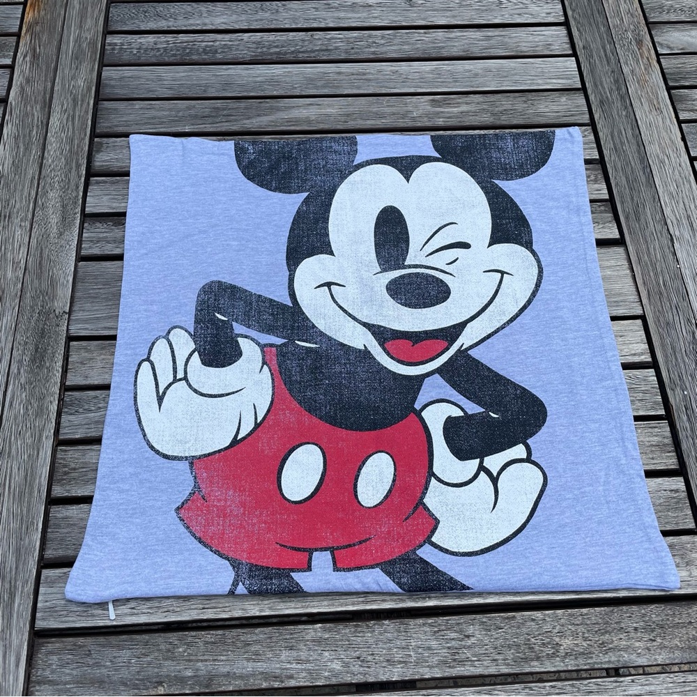 Pottery Barn Teen Disney Mickey Mouse Winking Jersey Pillow Cover Gray 18” NWOT